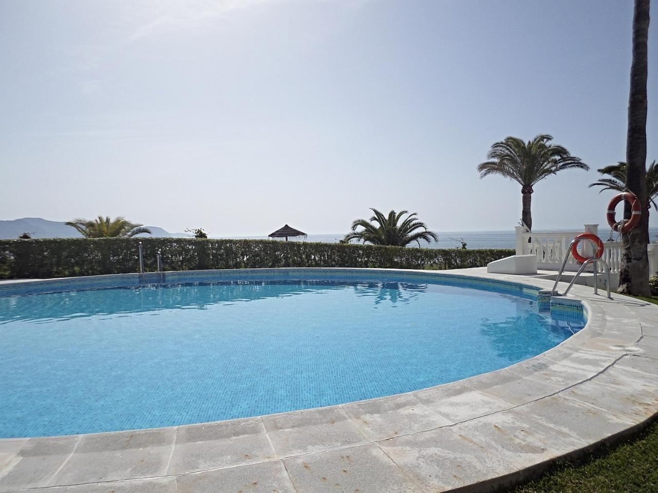 Palmeras 9 Menyber Nerja Exterior foto